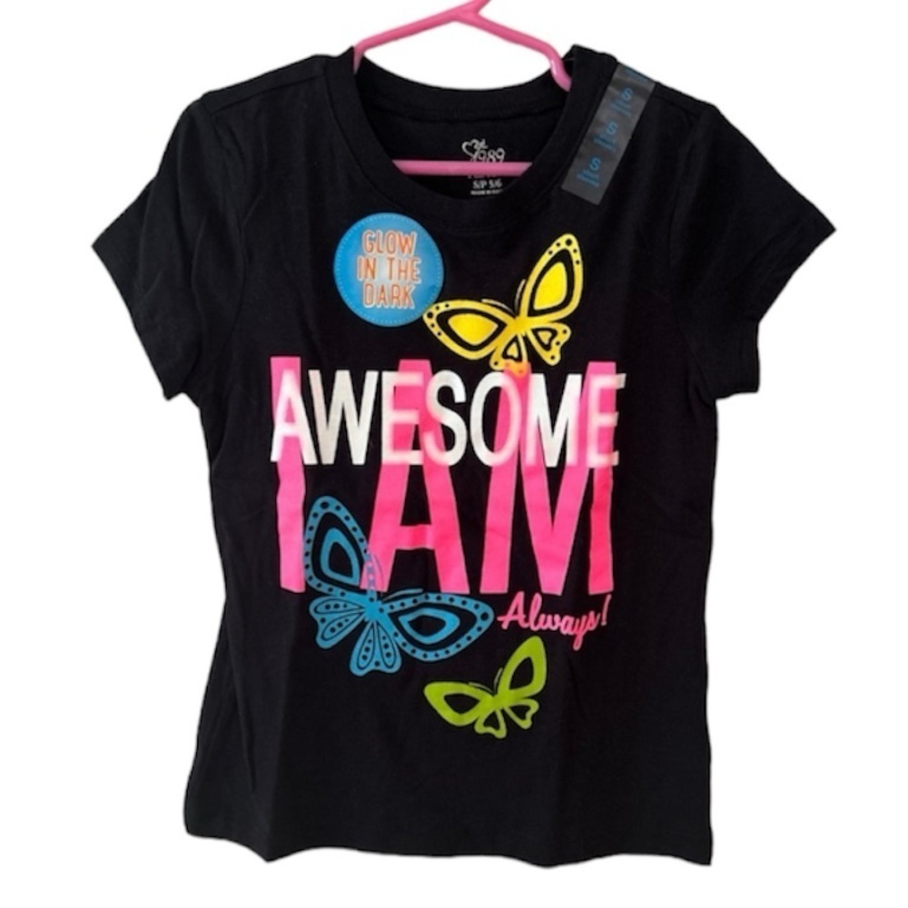 (NWT) The Children’s Place “ I Am Awesome Always” Glow in Dark Tee, Small